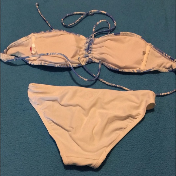 Ocean Pacific Tunnel Front Bandeau Bikini - Picture 2 of 4